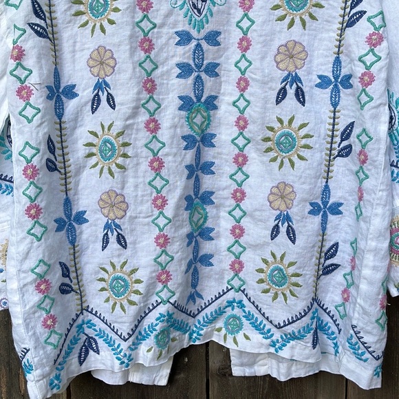 Johnny Was Oriel Cropped Linen Kimono - Picture 7 of 16